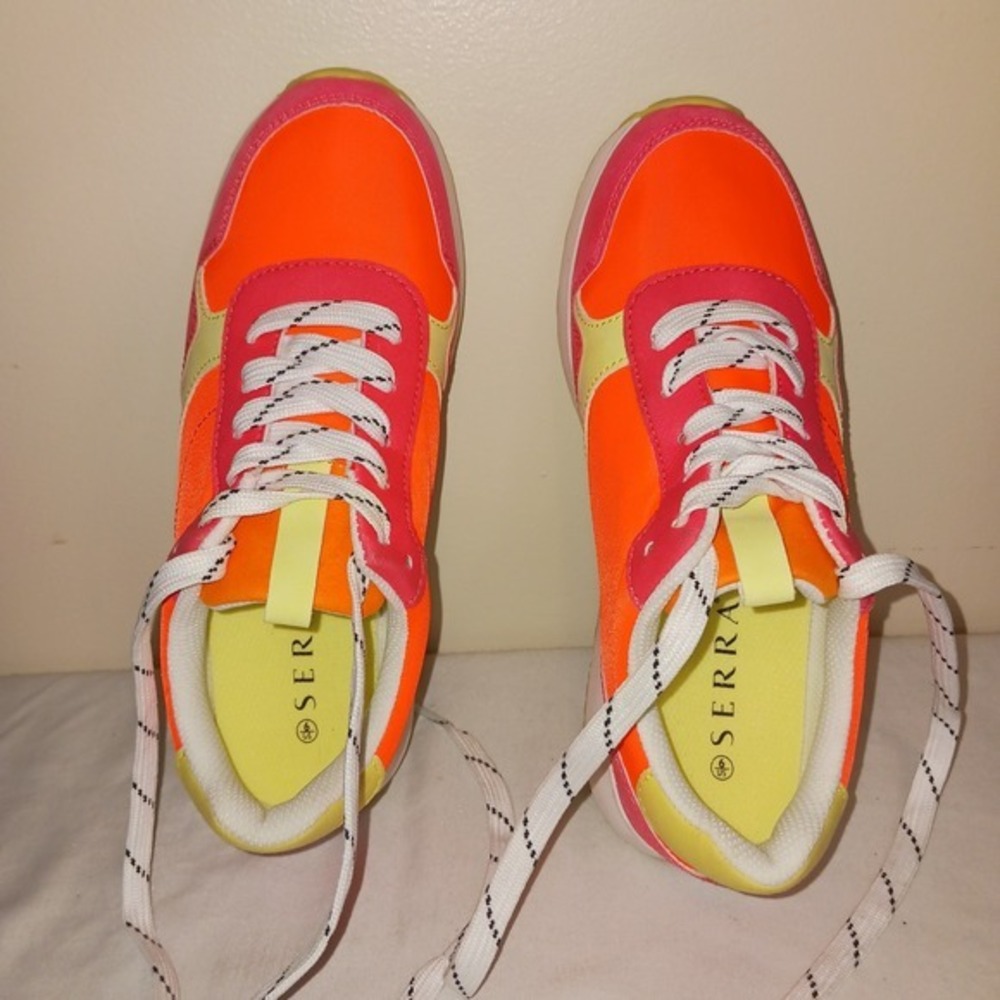 Serra Neon Orange Pink Yellow Sneakers - Womens Size 6 -‎ Running Shoes